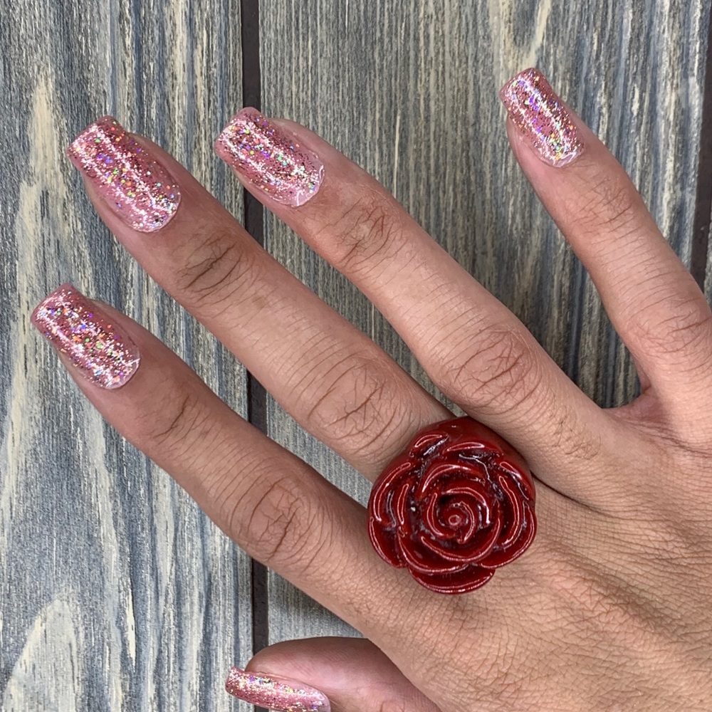 Red rose ring